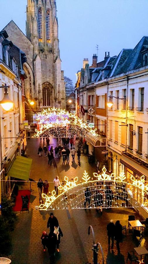 T2 Sur Les Places Arras Exterior photo